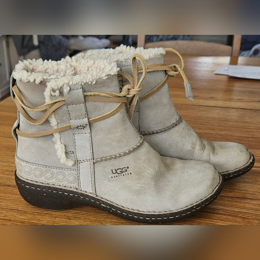 UGG Women's Cream Shearling Winter Boots